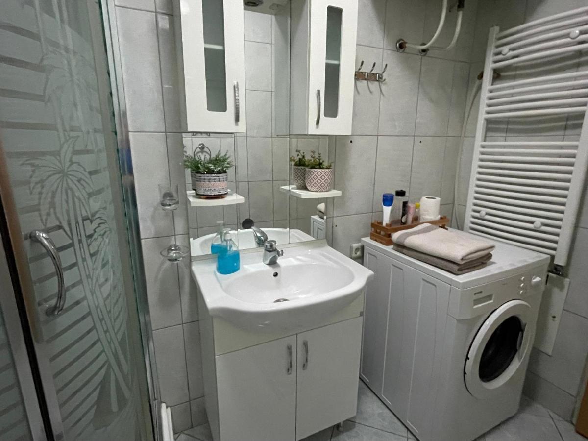 Mexican Touch Apartment With Parking Garage Prisztina Zewnętrze zdjęcie