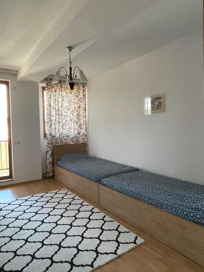 Mexican Touch Apartment With Parking Garage Prisztina Zewnętrze zdjęcie